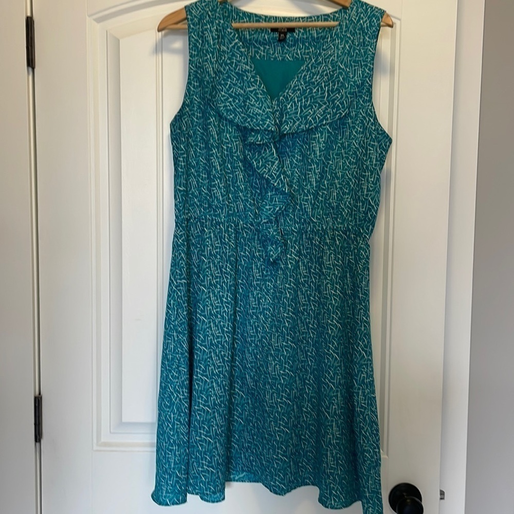 EC Lightweight CHIC by Jacob Sleeveless Dress - Size L